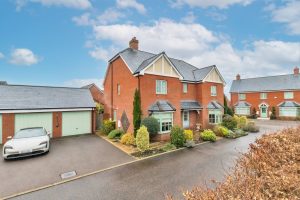 Devereux Court, Milton Keynes
