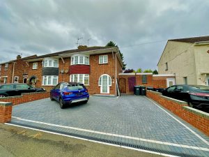 St Johns Road, Milton Keynes