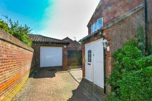 Kirtlington, Milton Keynes
