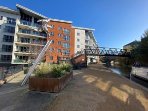 Lonsdale, Milton Keynes