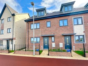 Barrosa Way, Milton Keynes