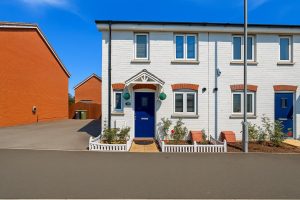 Bonaire Grange, Milton Keynes