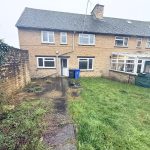 Detached house with garden and conservatory