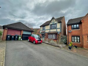 Nuneham Grove, Milton Keynes