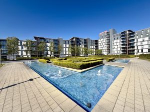 South Row, Jade House, MK9