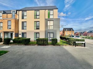 Holt Avenue, Brooklands, MK10