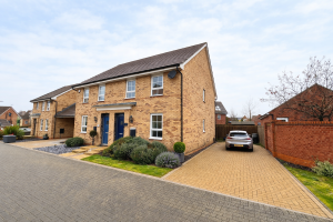 Aquila Gardens, Fairfields, MK11