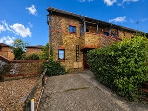 Rhuddlan Close, Shenley Church End, MK5