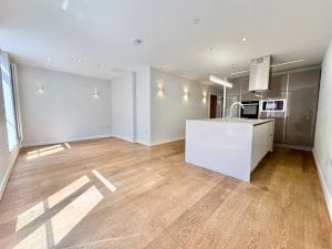 Upper Fourth Street, 258 Upper Fourth Street, MK9
