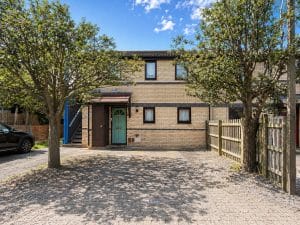 Huckleberry Close, Walnut Tree, MK7