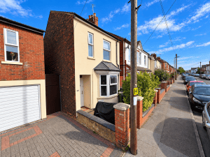 Western Road, Bletchley, MK2